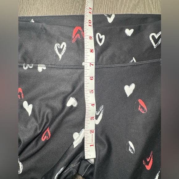 Fabletics Demi Lovato Heart Cropped Leggings Size Large - Picture 6 of 7